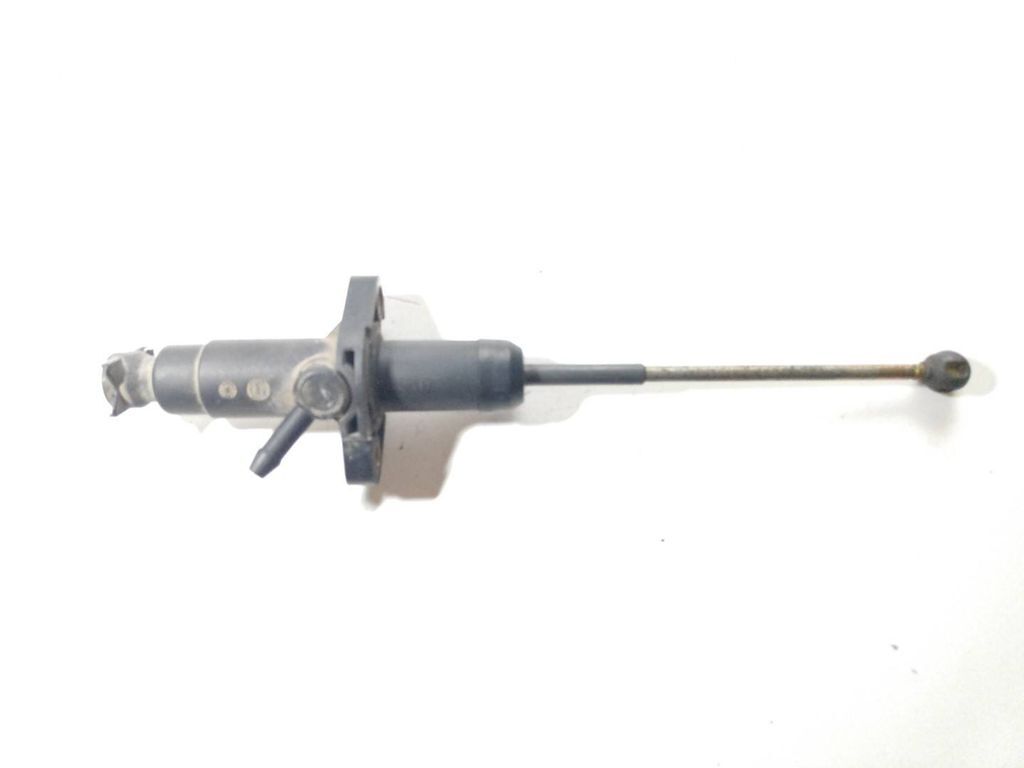 Alfa Romeo 147 1.6TS 2001 Clutch master cylinder 46547168 