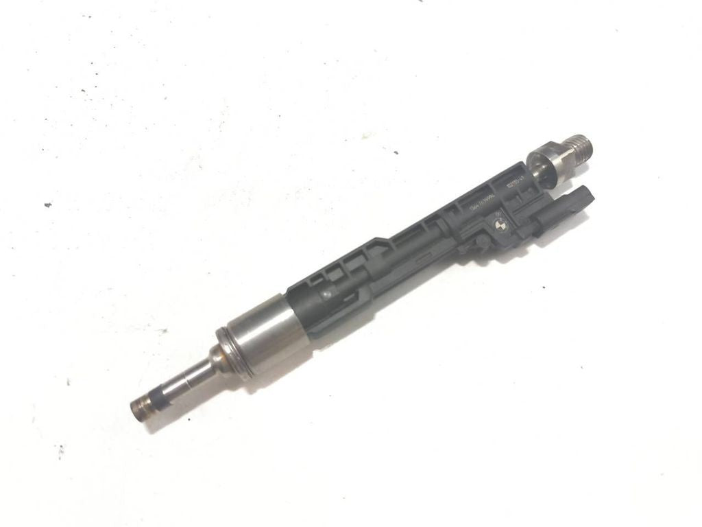 BMW M4 F82 F83 2017 Petrol fuel injector 0261500533 
