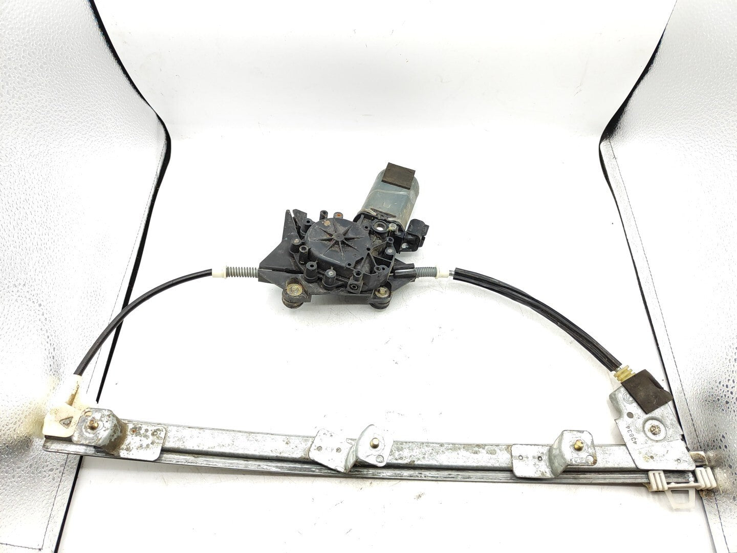 Alfa Romeo 156 1.9JTD 2002 Front Right Window Lifting Mechanism Motor 400397A