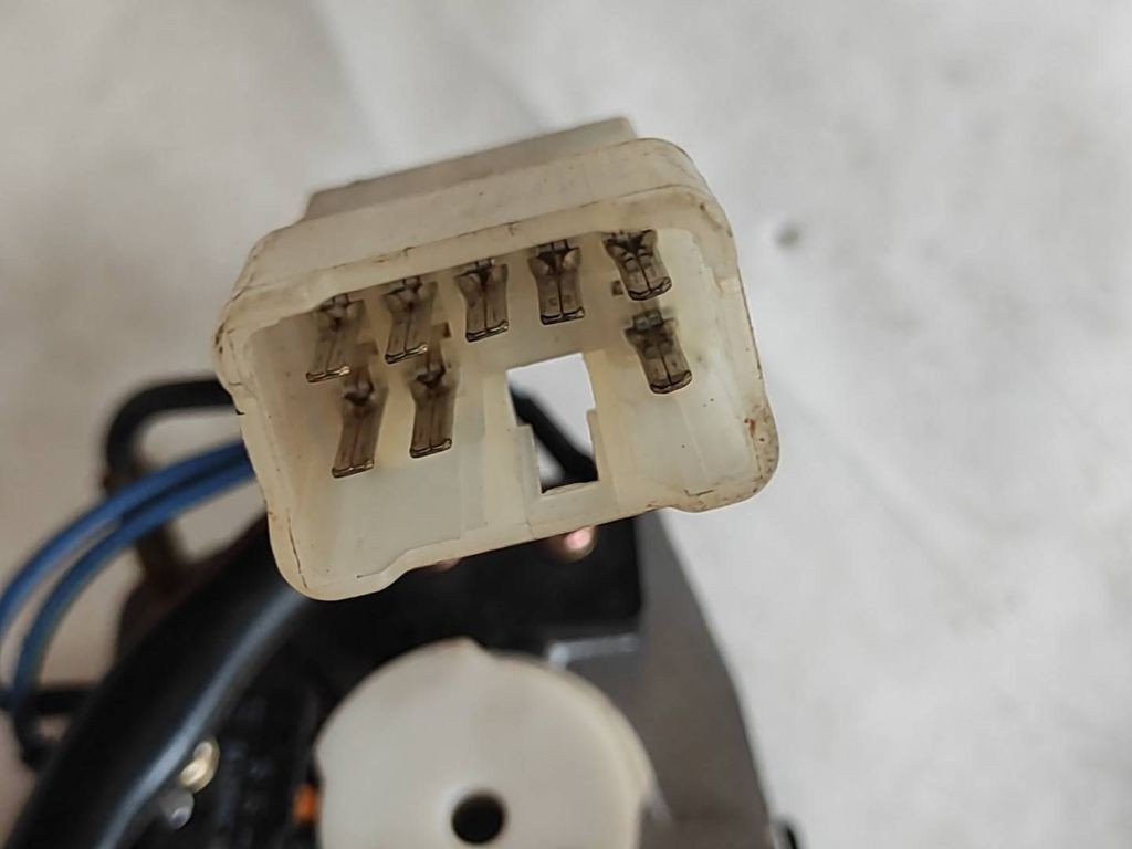 Mazda Xedos 6 1995 Sunroof electric motor actuator T7208020B 