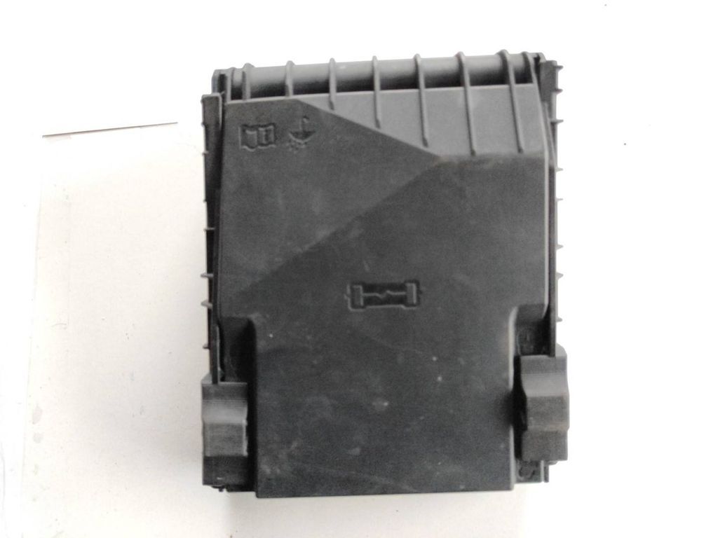 Volkswagen PASSAT B6 2006 Diesel Fuse box cover 014189871 