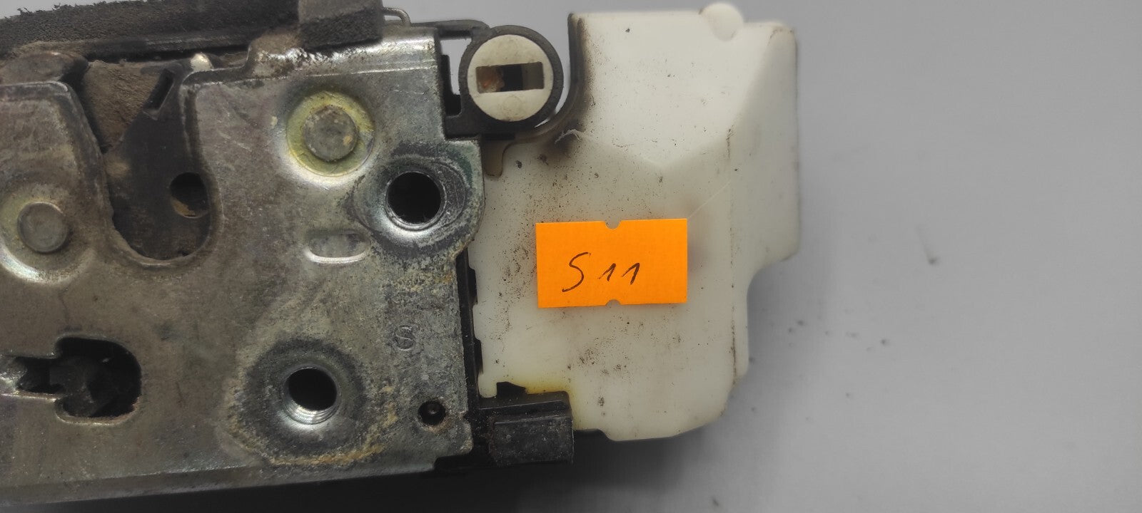 Alfa Romeo 147 1.9JTD 110kW Diesel 2004 LHD Rear Left Door Lock B792