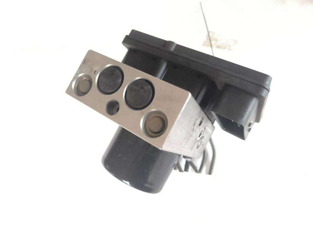 Mercedes-Benz C W203 2001 ABS Pump A0054317512 