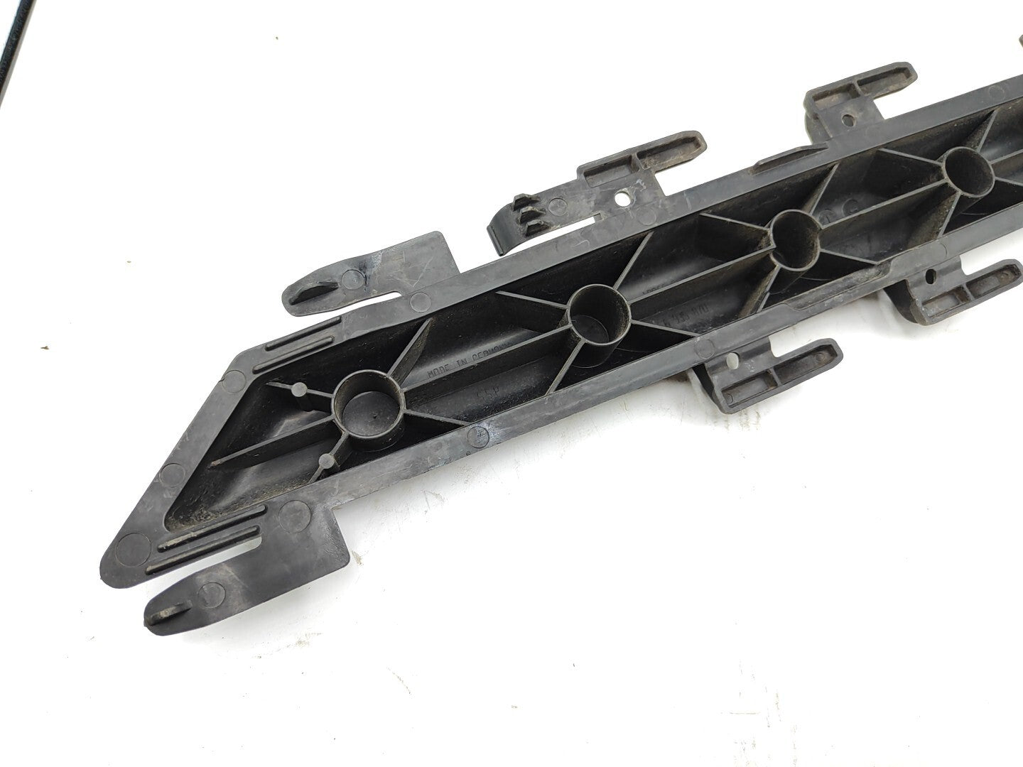 BMW 5 Series E61 530D 170kW 2007 Microfilter housing bracket 6935870