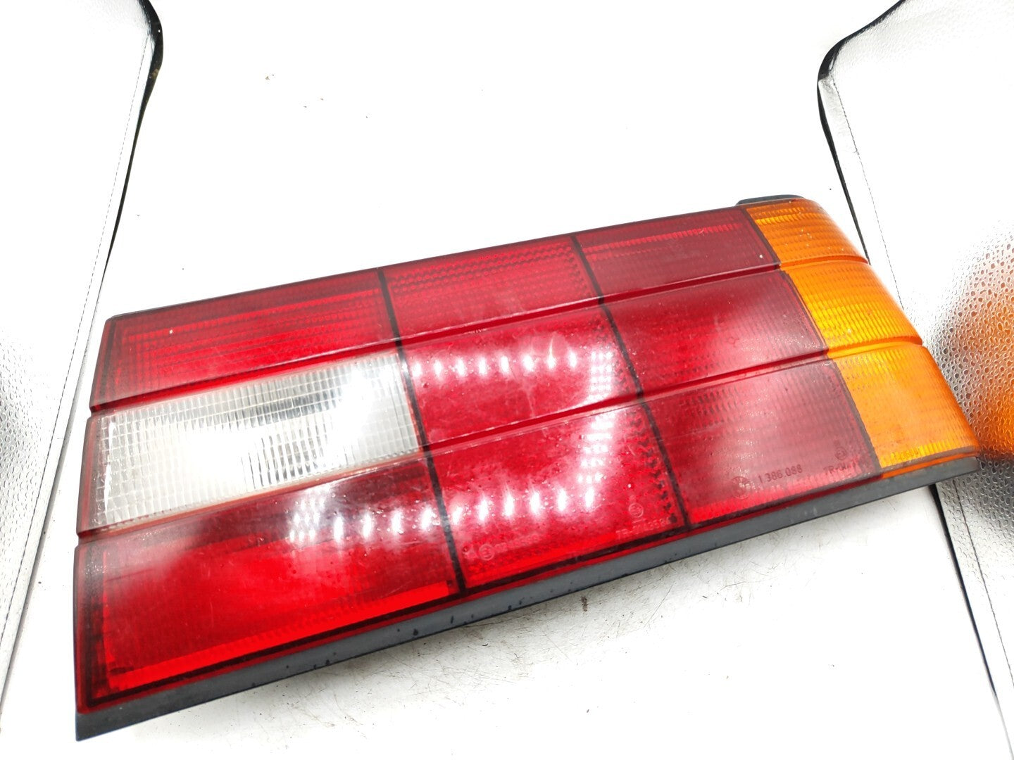 BMW 3 Series E30 FACELIFT LHD Rear Right Taillight Light Lamp 1386088