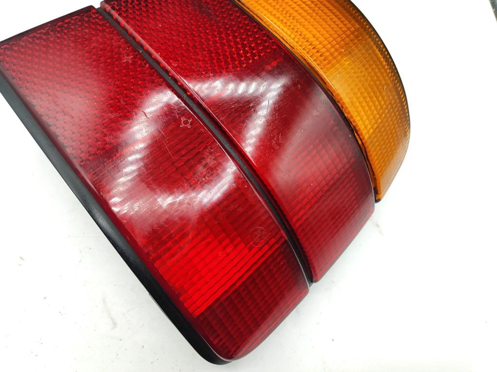 BMW 520 Series E34 1992 rear right side tail light lamp 1384010R 