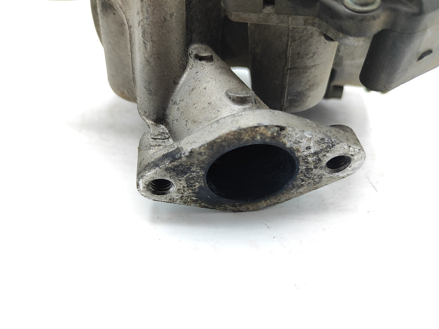 Volkswagen Passat B6 2.0TDI 2007 EGR Valve 03G129637A 03G128063A