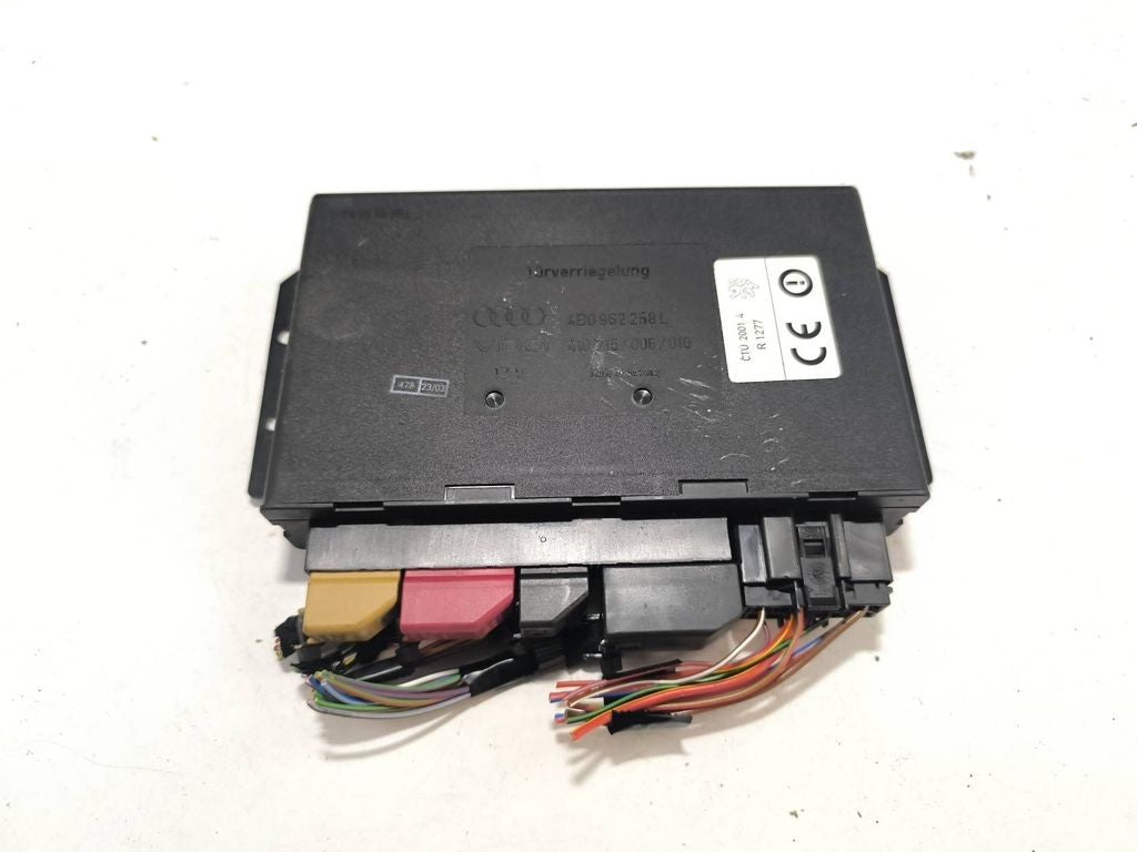 Audi A6 S6 C5 4B 2003 Comfort convenience body module 4B0962258L