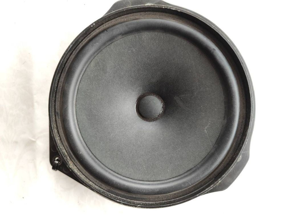 Mercedes-Benz C W204 2008 front door speaker A2049062401 