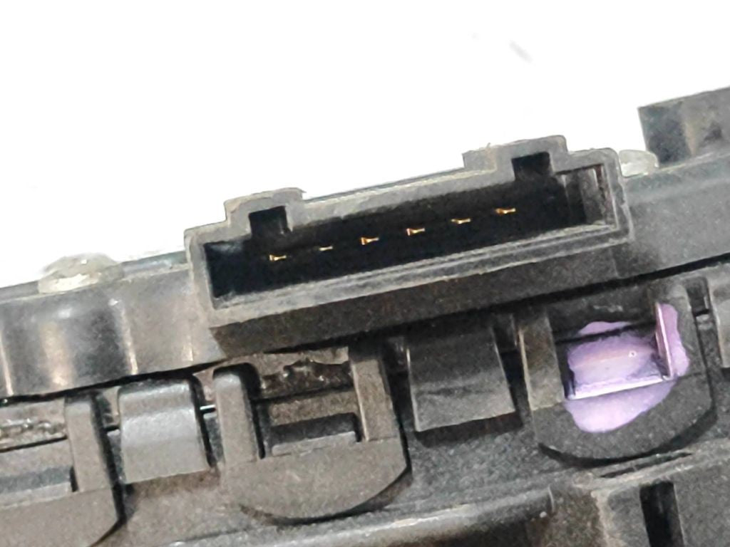 Audi A6 S6 C5 4B 1999 Diesel accelerator throttle pedal 8D1723523M 