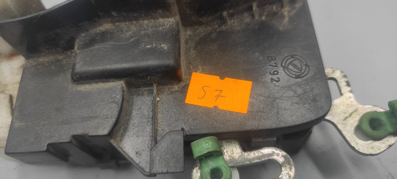 Alfa Romeo GT 1.9JTD 110kW Diesel 2005 LHD Front Left Door Lock B792