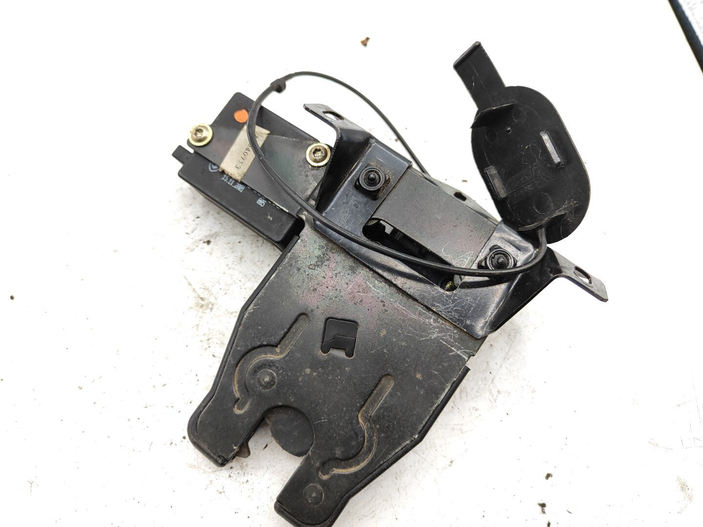 BMW 5 SERIES E39 530D 142kW 2000 Rear Tailgate Boot Lock 8232520