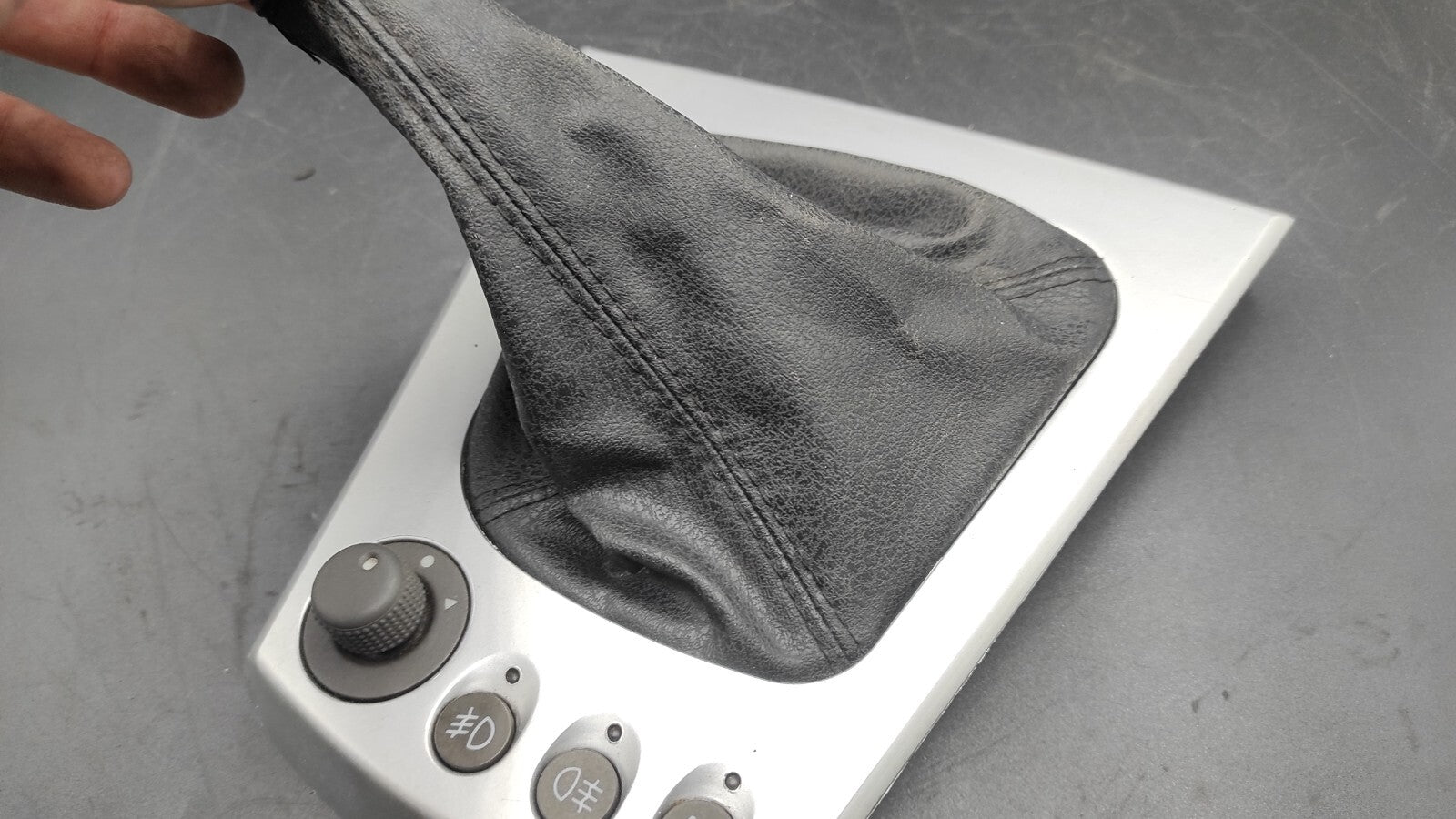 Alfa Romeo 156 2003 Gear Shift Knob Surround Leather Gaiter 156033240