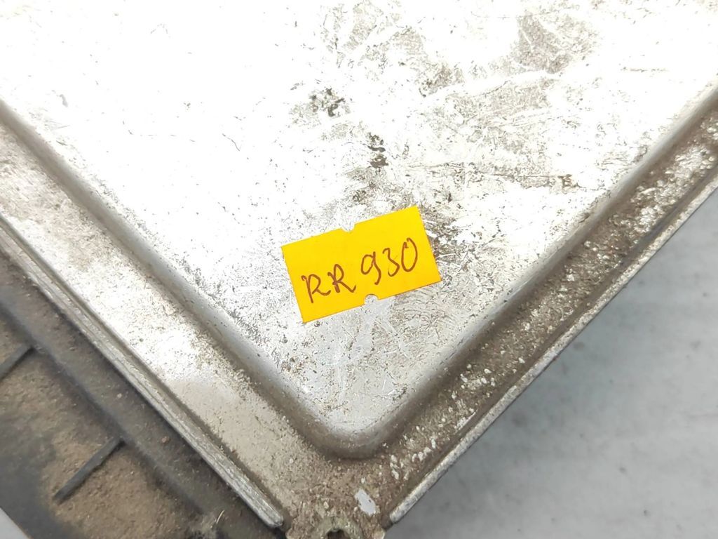 Ford Transit 2001 Engine control unit ECU R0411C007G 28018923