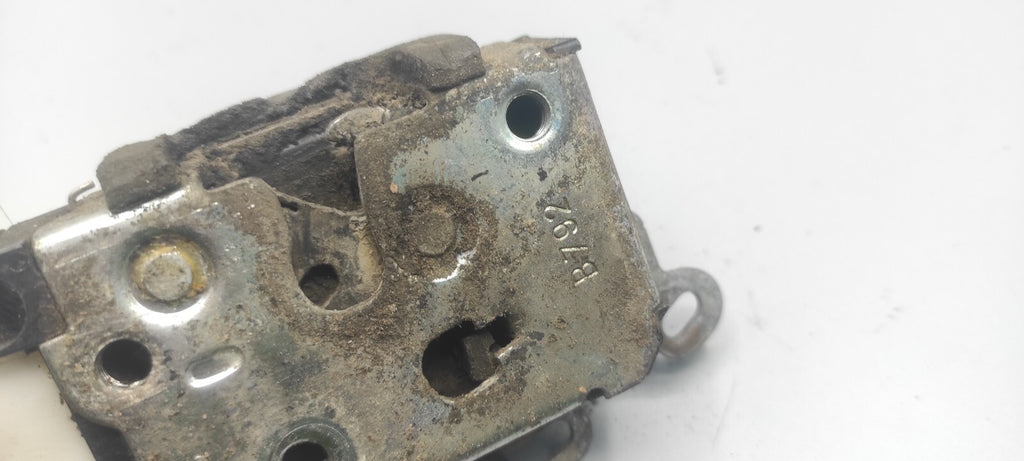 Alfa Romeo 147 1.9JTD 110kW Diesel 2004 LHD Front Right Door Lock B792