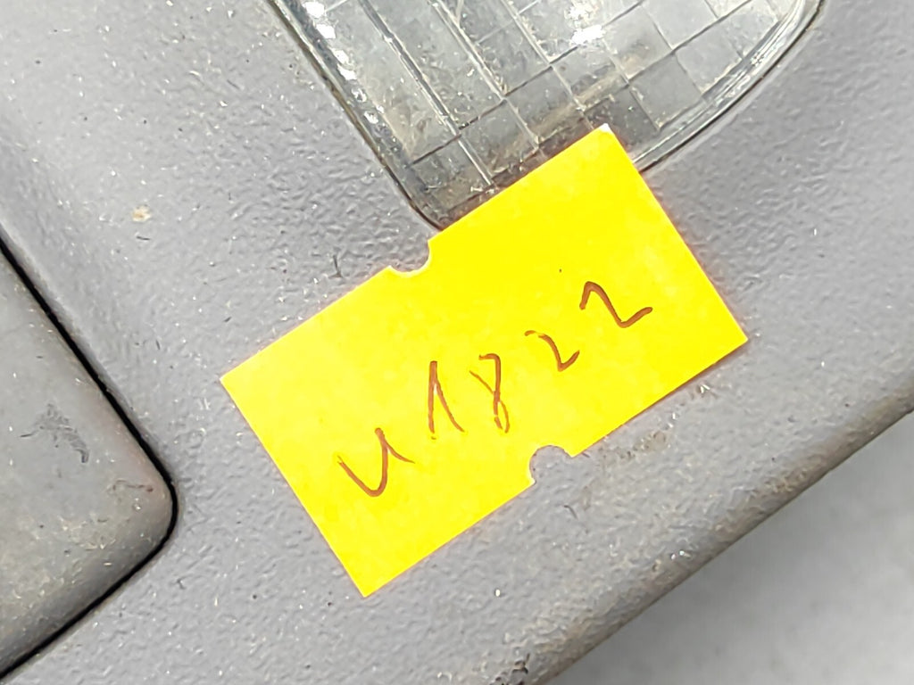 Audi A6 C5 2.8i 2000 Interior Roof Reading Light 4B0947111