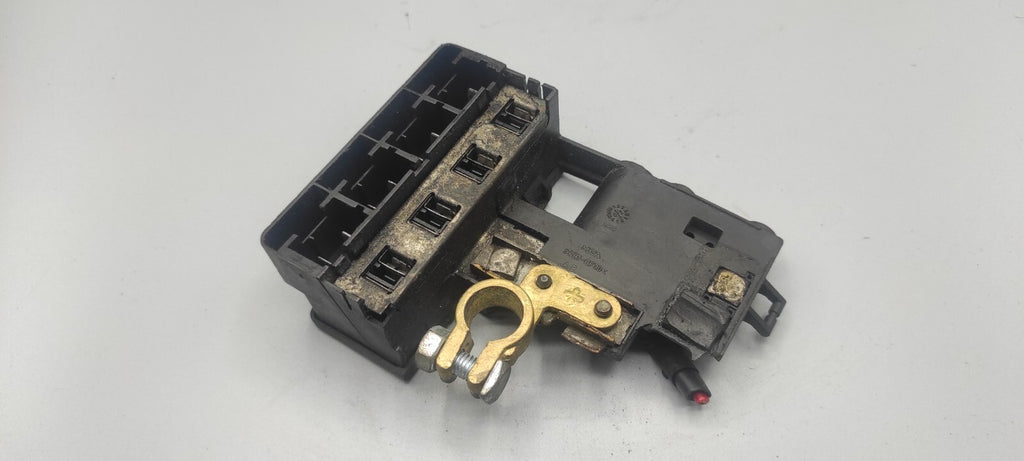 Alfa Romeo 156 2.4JTD 110kW Diesel 2002 Positive Battery Wiring Therminal Cap