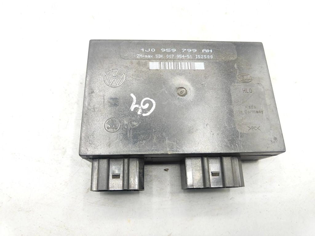Volkswagen PASSAT B5 1998 Comfort convenience body module 1J0959799AH 