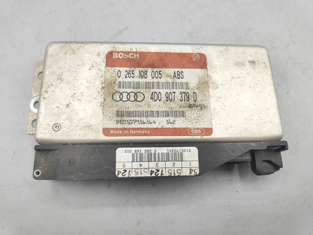Audi A4 S4 B5 8D 1998 ABS control unit module 4D0907379D 