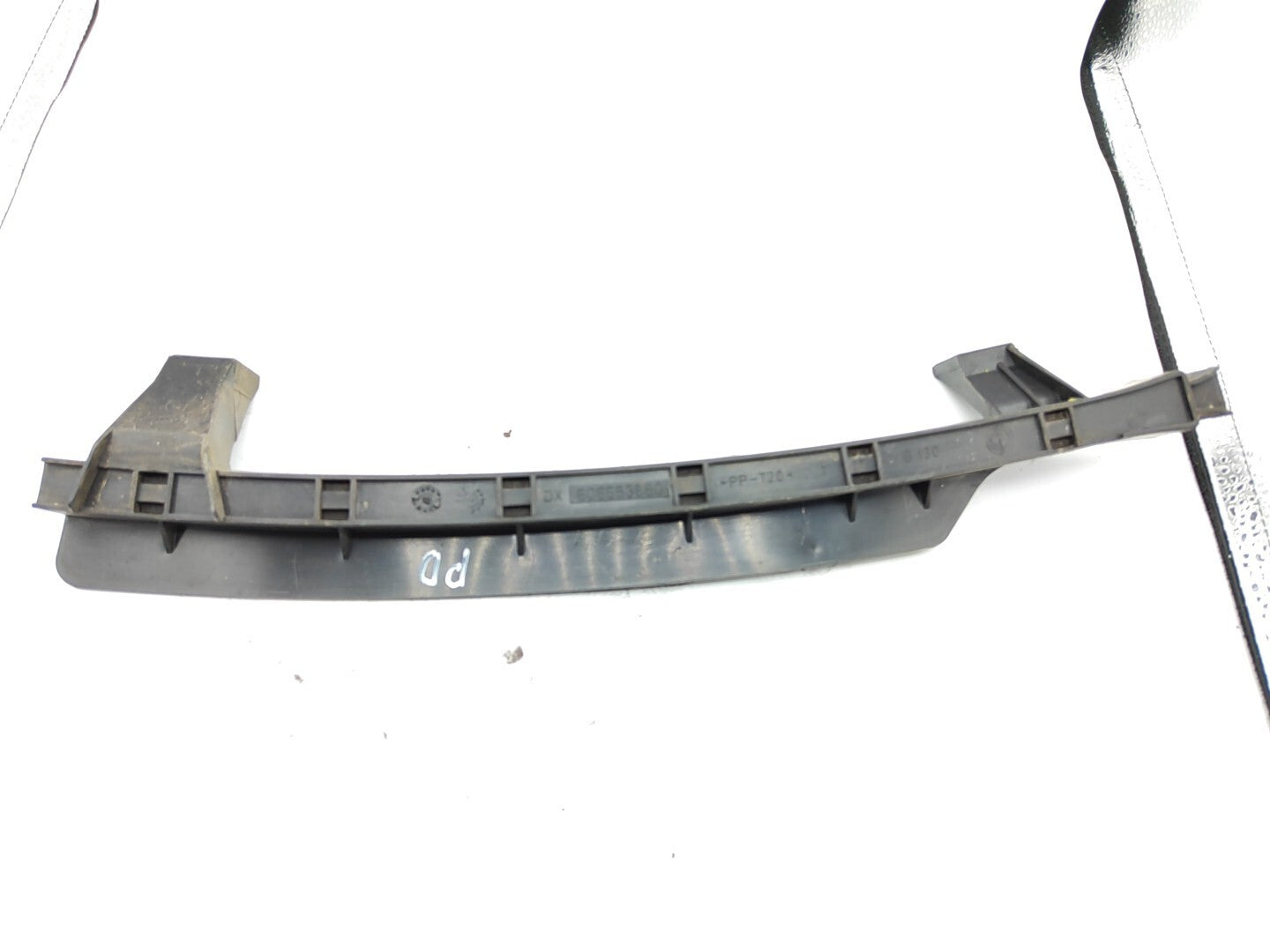 Alfa Romeo 156 2000 Front Right Window Stripe Molding Bracket 606553680
