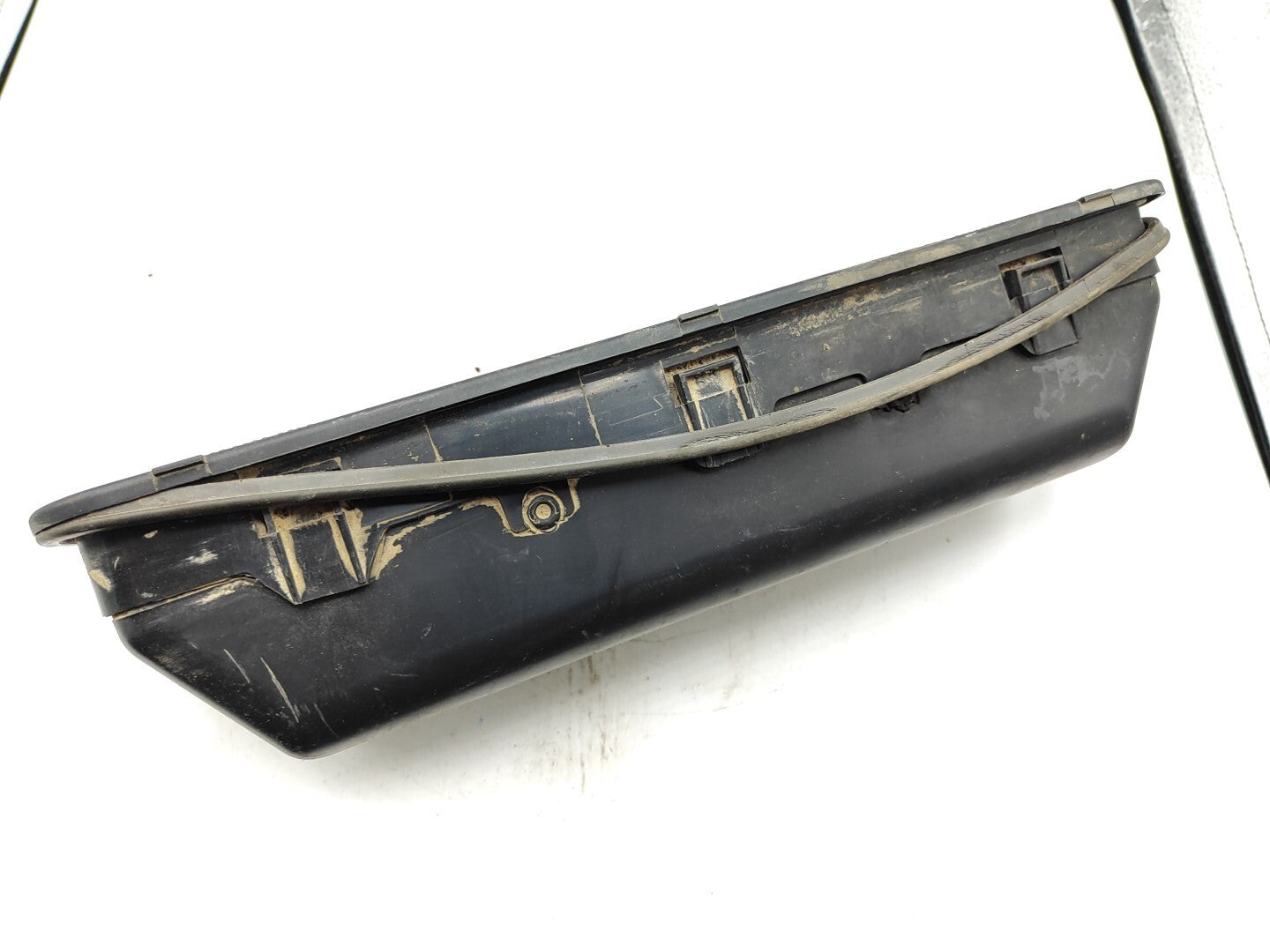 BMW E61 E60 520D 145kW Estate 2005 Rear Body Air vent grill 6945845