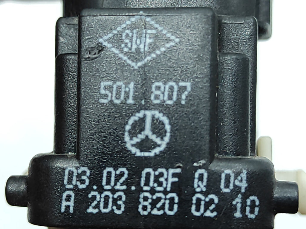 Mercedes Benz C Class C220 W203 2005 Power Window Switch Button A2038200210