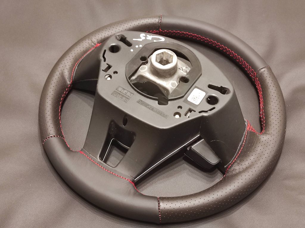 Mazda CX-5 2014 Steering wheel K0273 NEW LEATHER/ REFURBISHED