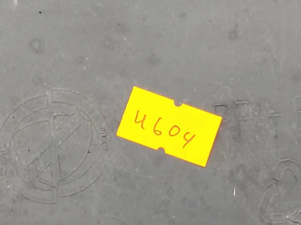 Alfa Romeo 159 2007 front left wheel arch fender engine splash guard