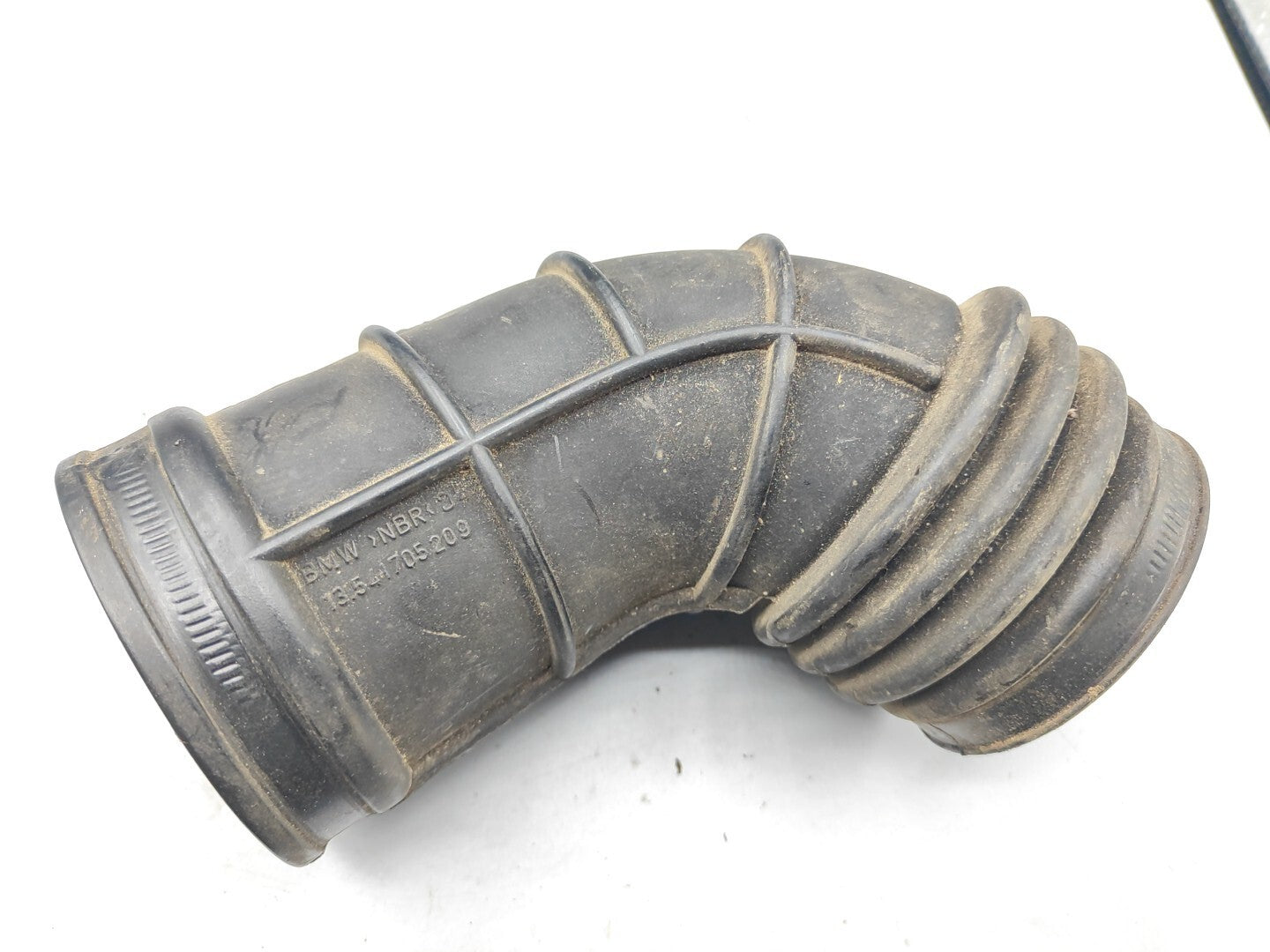 BMW E46 M54 2.5 Petrol Engine Air Intake Pipe 1705209 13541705209