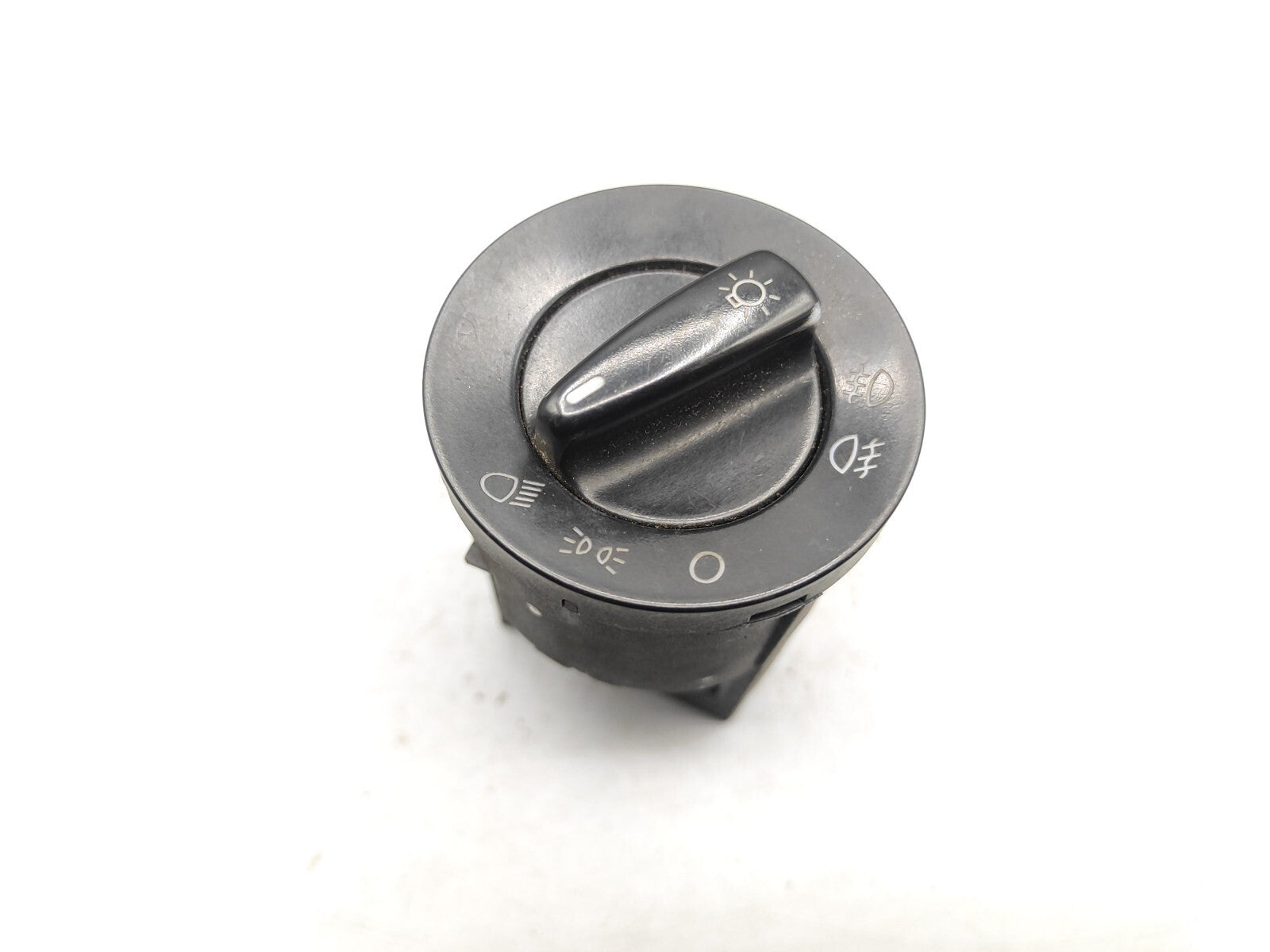 Volkswagen Golf IV 1998 Headlight Control Switch 1C0941531A