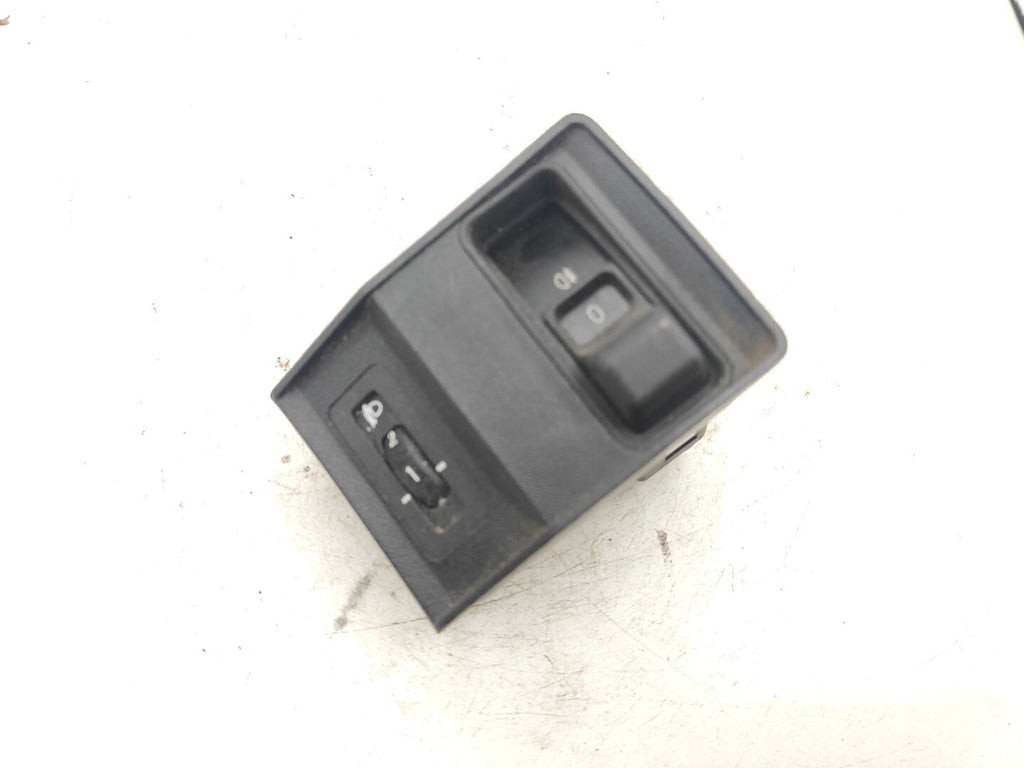 BMW 525i E34 1992 Front Fog Light Button Switch 1389094 61311389094 8110498