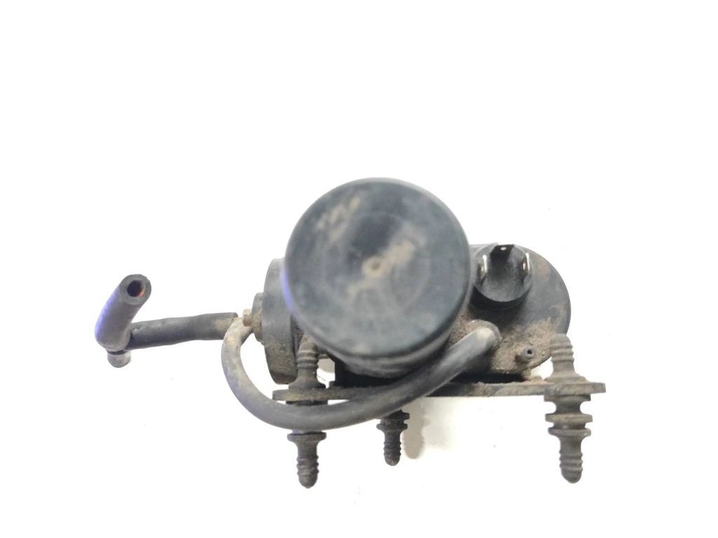 Audi A4 S4 B5 8D 1998 Cruise control unit module 811907325 