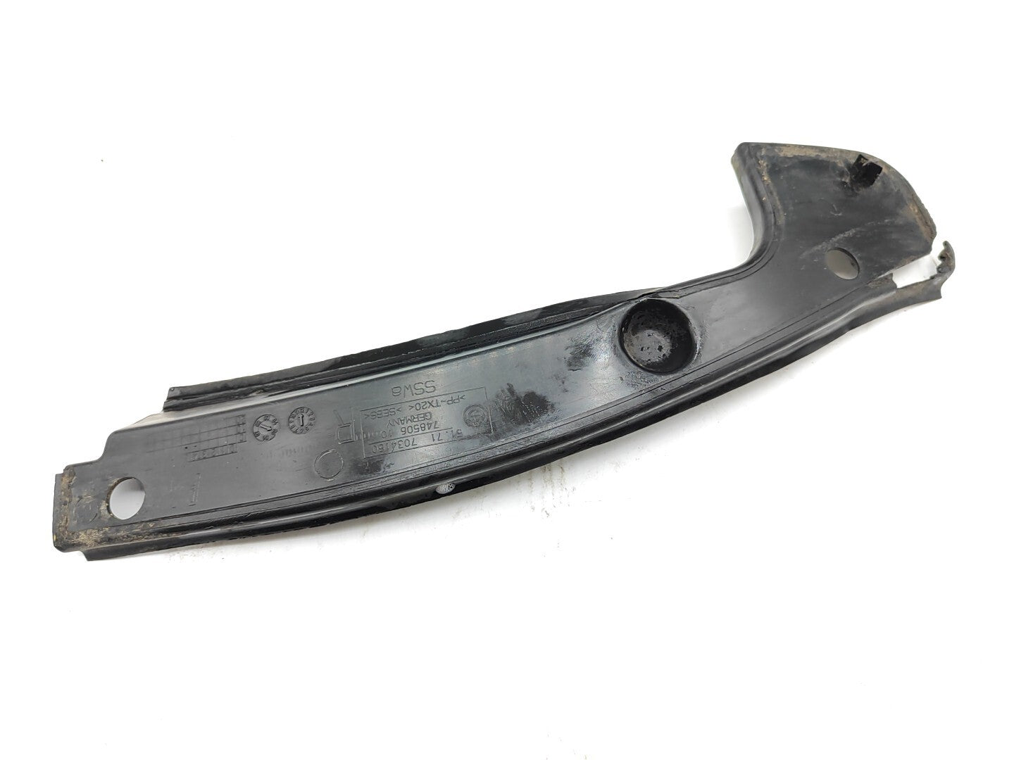 BMW 5 Series E61 530D 170kW 2007 Front Right Water Gutter Cover 7034160