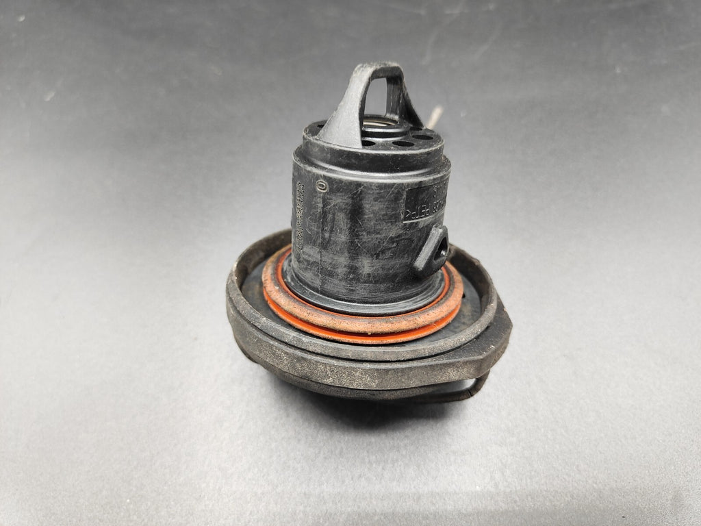 Alfa Romeo GT 2.0JTS 122kW 2005 Petrol Engine Fuel Tank Flap Filler Cap Cover