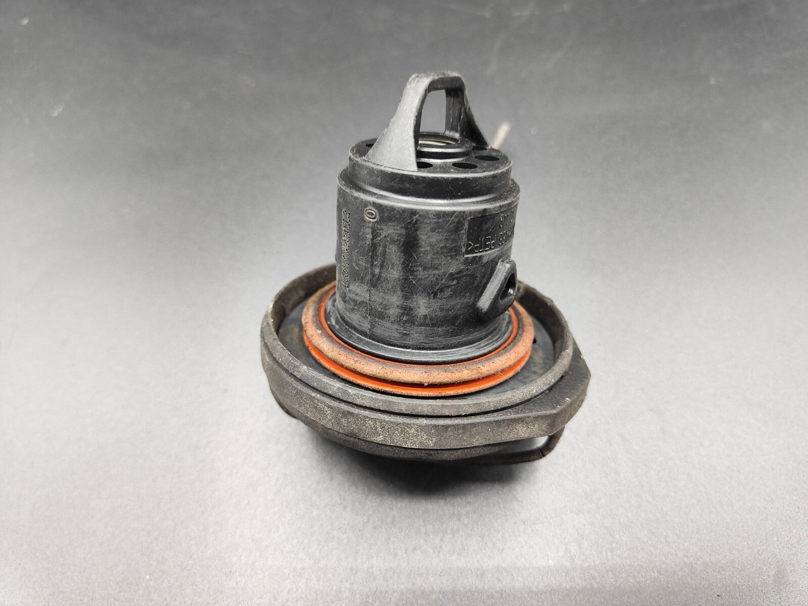 Alfa Romeo GT 2.0JTS 122kW 2005 Petrol Engine Fuel Tank Flap Filler Cap Cover