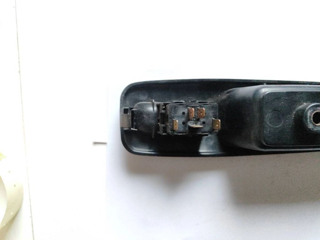 Alfa Romeo 166 1999 Rear Right Electric window control switch 156018359 