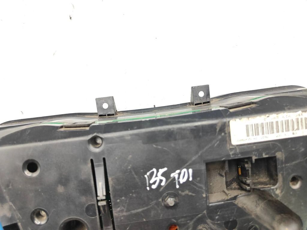 Volkswagen PASSAT B5 1.9TDI 1997 speedometer instrument cluster 3B0919880D 