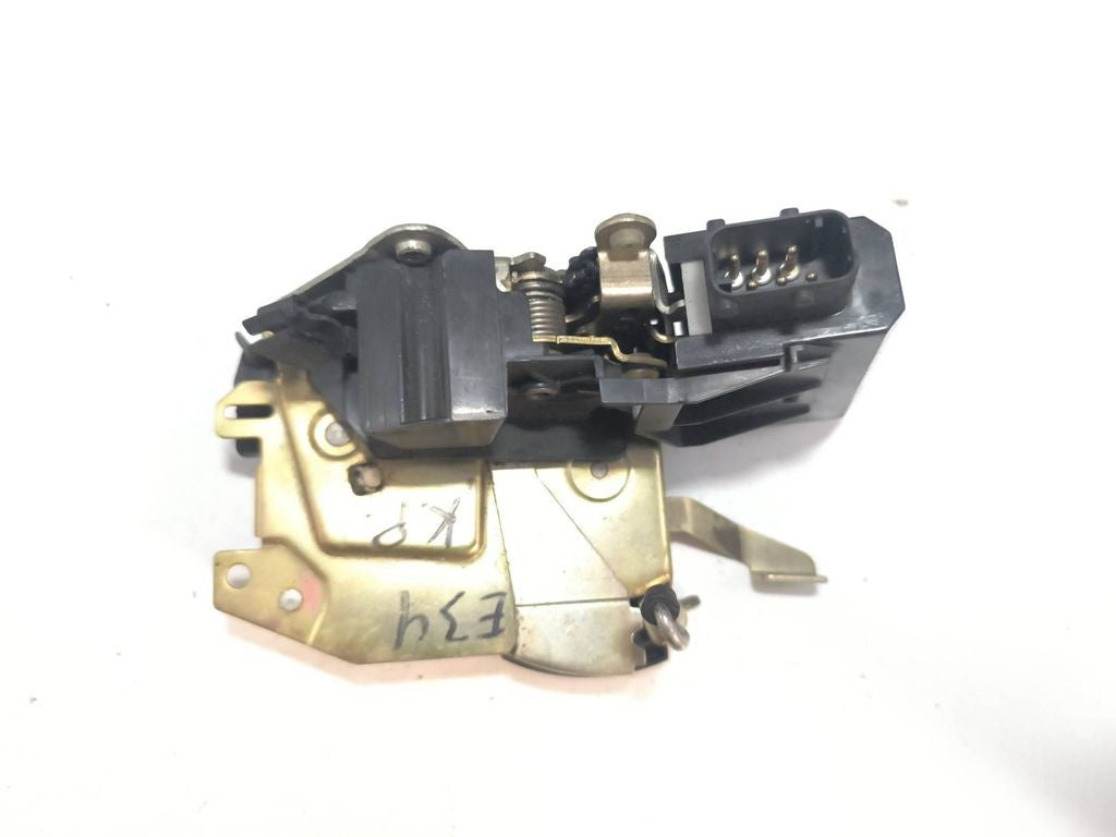 BMW 5 E34 1994 LHD front left door lock 8353012 
