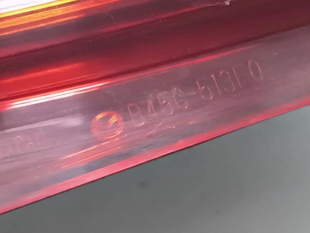 Mazda 3 BM III Hatchback 2014 Rear Right tailgate tail light lamp B45C513F0 