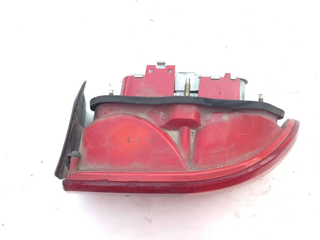 Alfa Romeo 156 1.8TS 106kW 1998 LHD rear right side taillight 