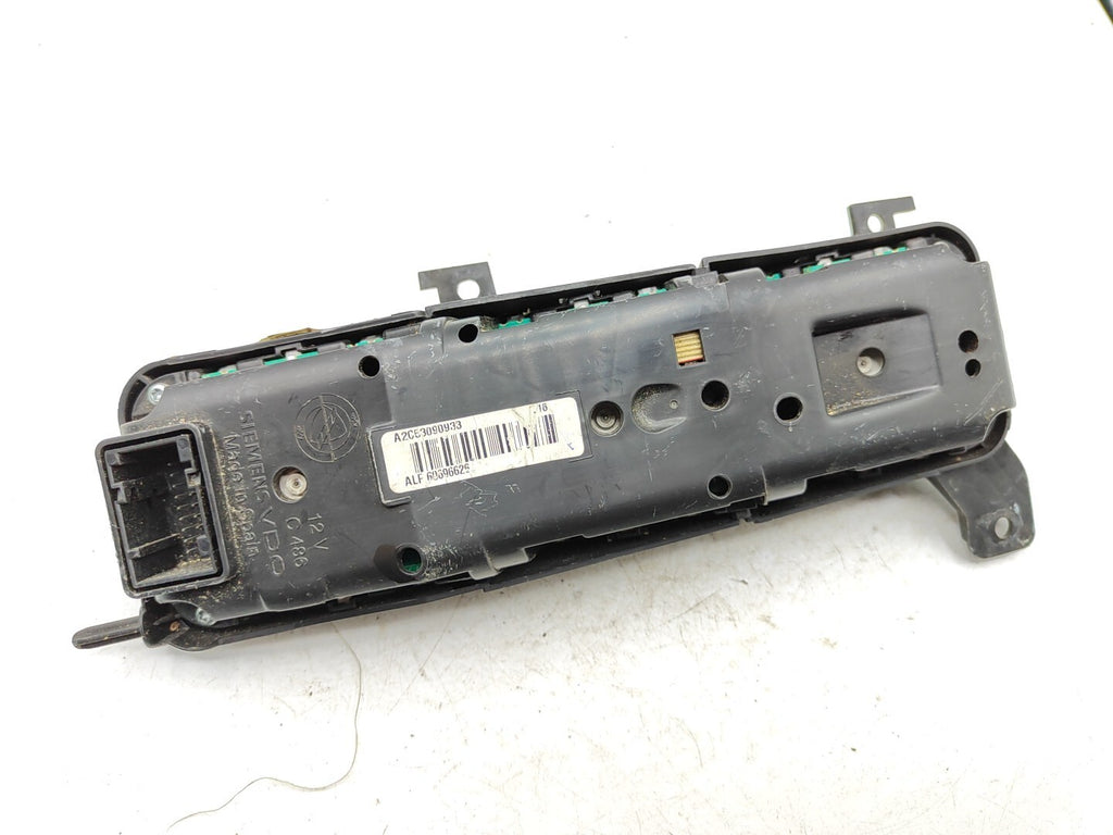 Alfa Romeo 159 2008 LHD Front Dashboard Fuel / Temperature Gauge 60696626