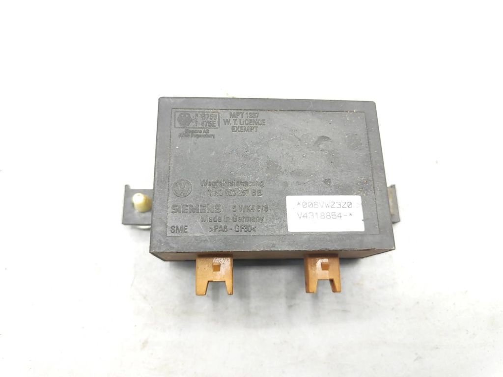 Volkswagen Golf III 1998 Immobilizer control unit module 1H0953257BB 