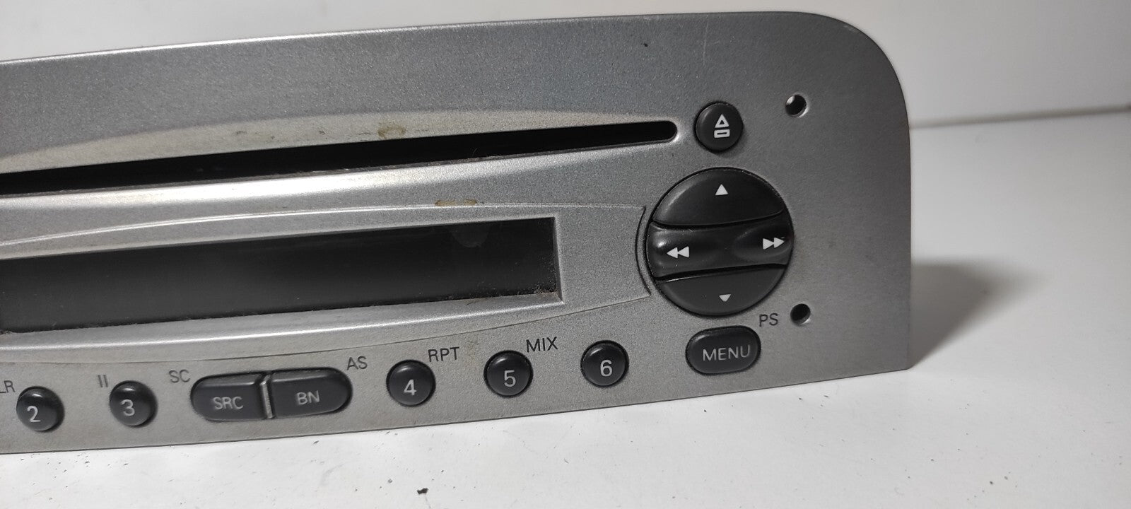 Alfa Romeo 147 1.9JTD 110kW 2004 Innenraum Radio CD Player Einheit 735301823