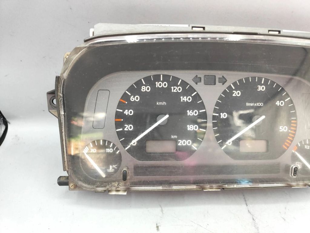 Volkswagen Golf III 1994 speedometer instrument cluster 1H0919860F 
