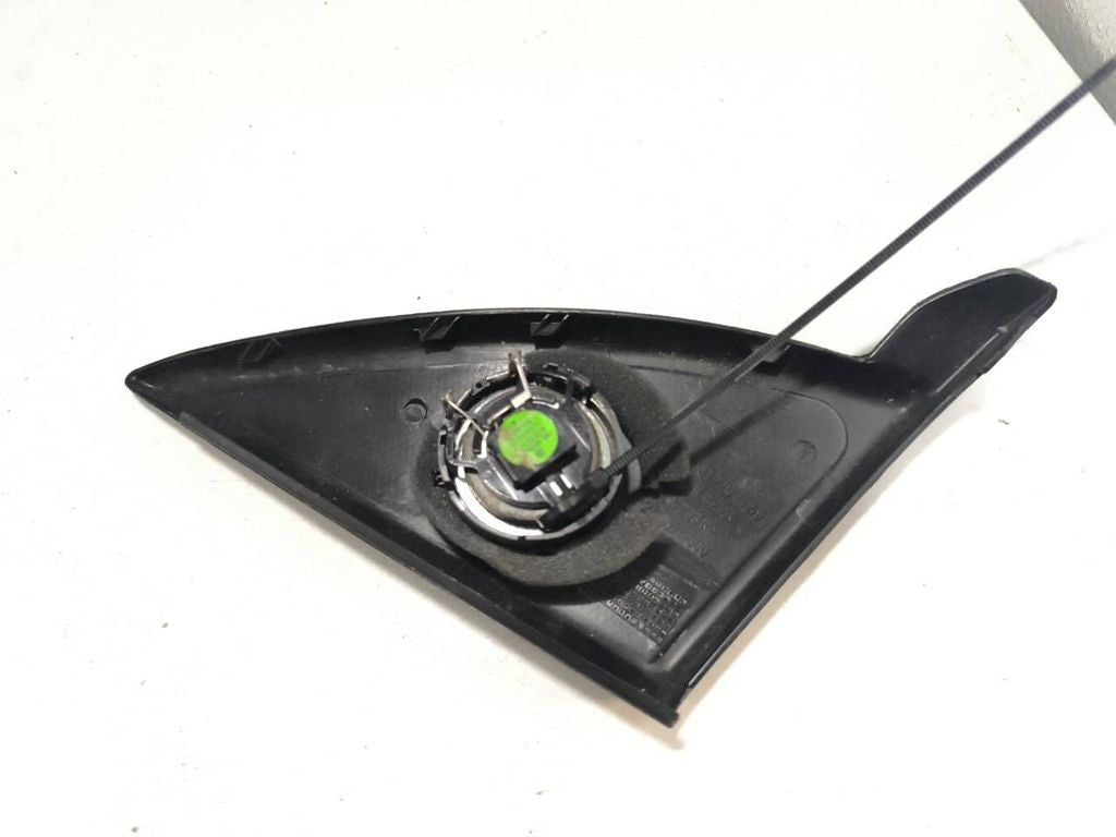 Mercedes-Benz C W203 2001 Front door right tweeter speaker A2037200248 