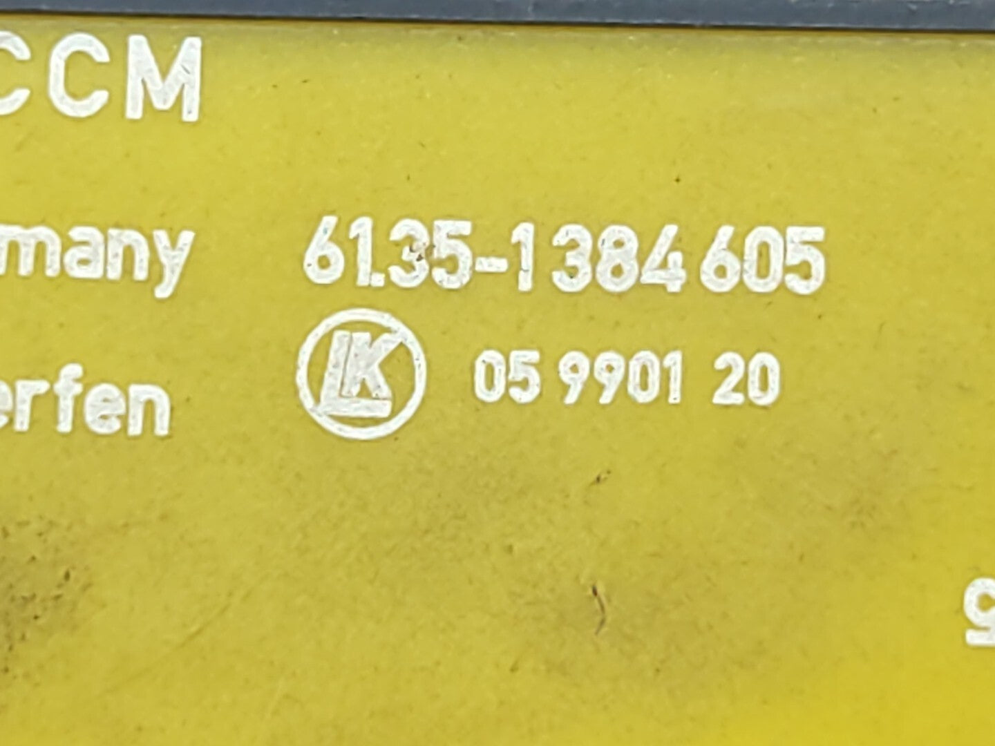 BMW 525 Series E34 Comfort Control Unit Module ECU 1384605 61351384605