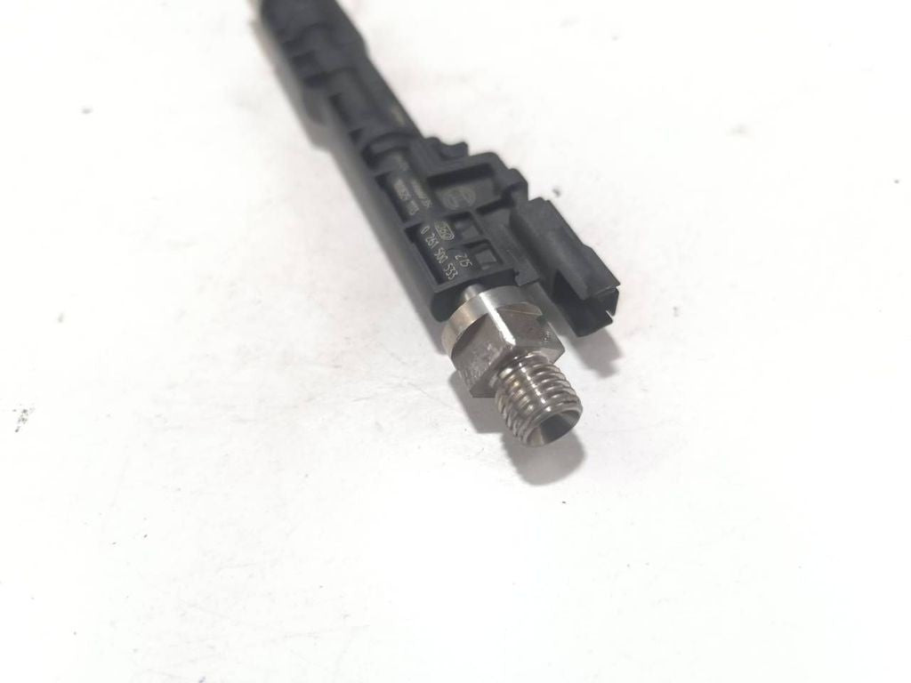 BMW M4 F82 F83 2017 S55 fuel injector 0261500533 