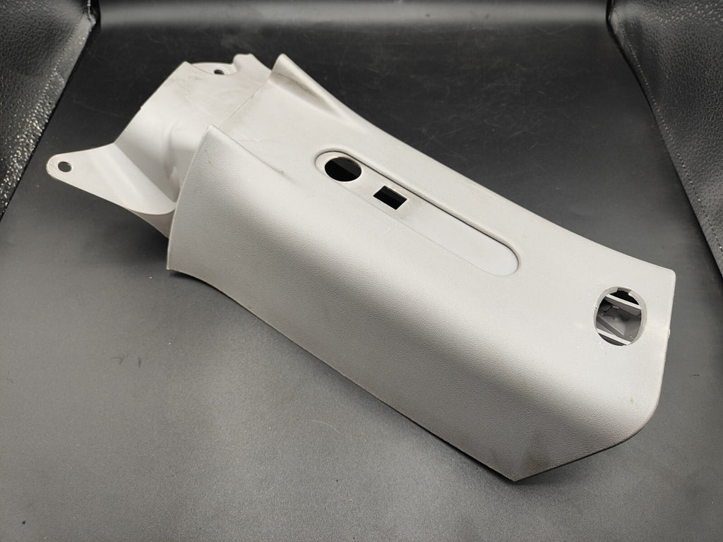 Alfa Romeo GT 1.9JTD 2004 Right Side B Pillar Trim Cover 1825370122 1560464620