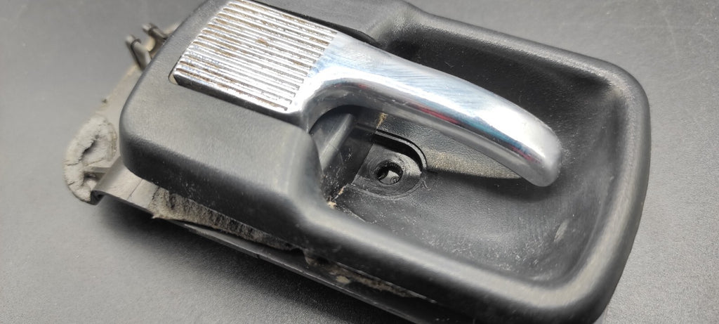 Audi 100 C3 1986 Rear Right Door Inner Handle 443837712