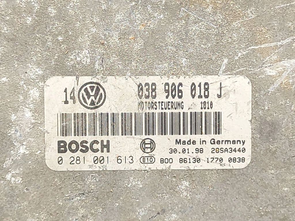 Volkswagen Golf IV 1.9SDI 1998 Engine control unit module 038906018J 